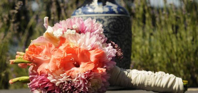 FEATURED DIY BOUQUET